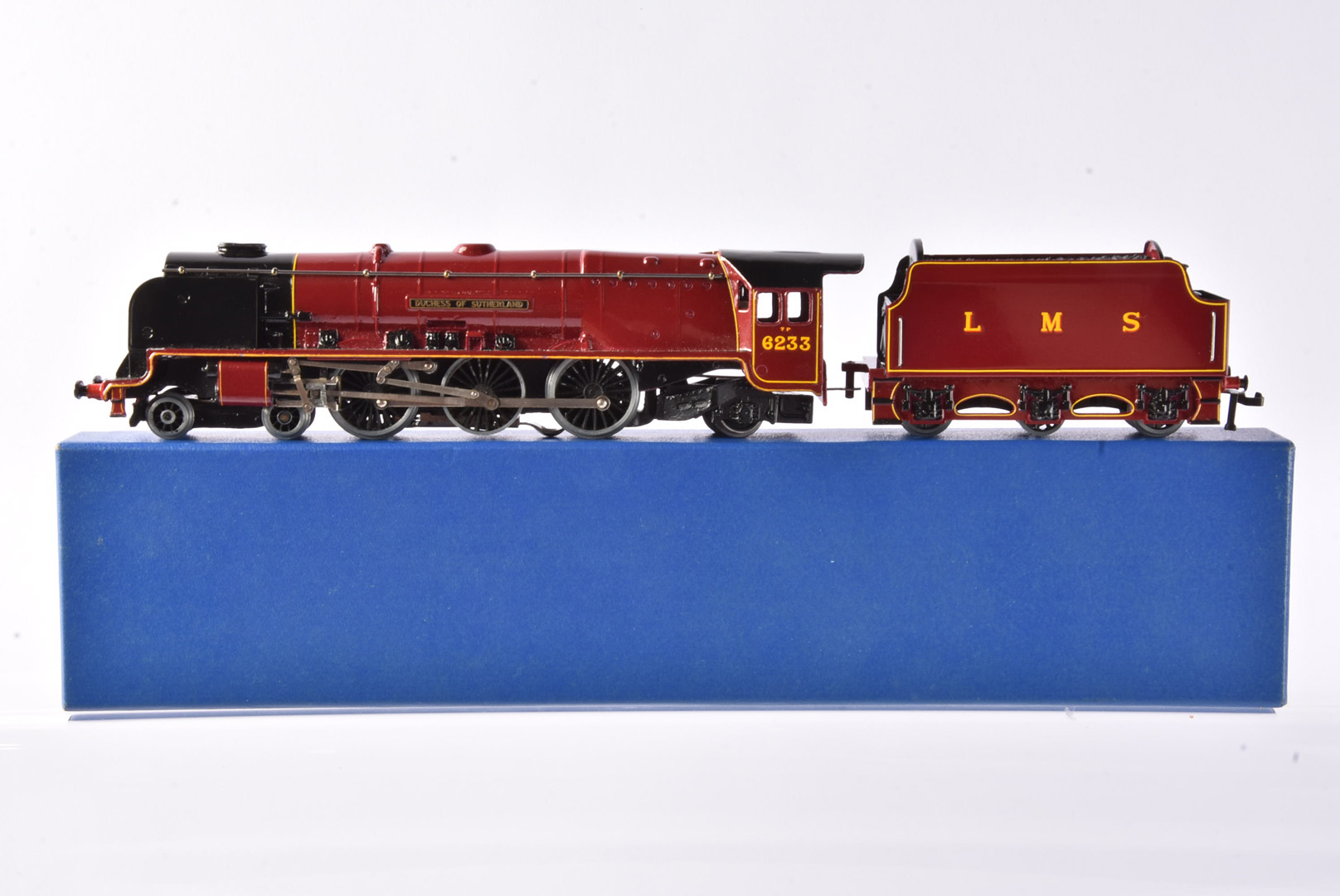 Hornby-Dublo OO Gauge 3-Rail repainted Duchess Class Locomotive to LMS gloss-lined Maroon 6233 '
