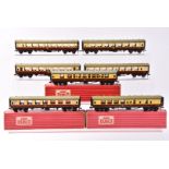 Hornby-Dublo OO Gauge 2-Rail Super Detailed BR WR chocolate and cream Mainline Coaches, 4051 Brake/