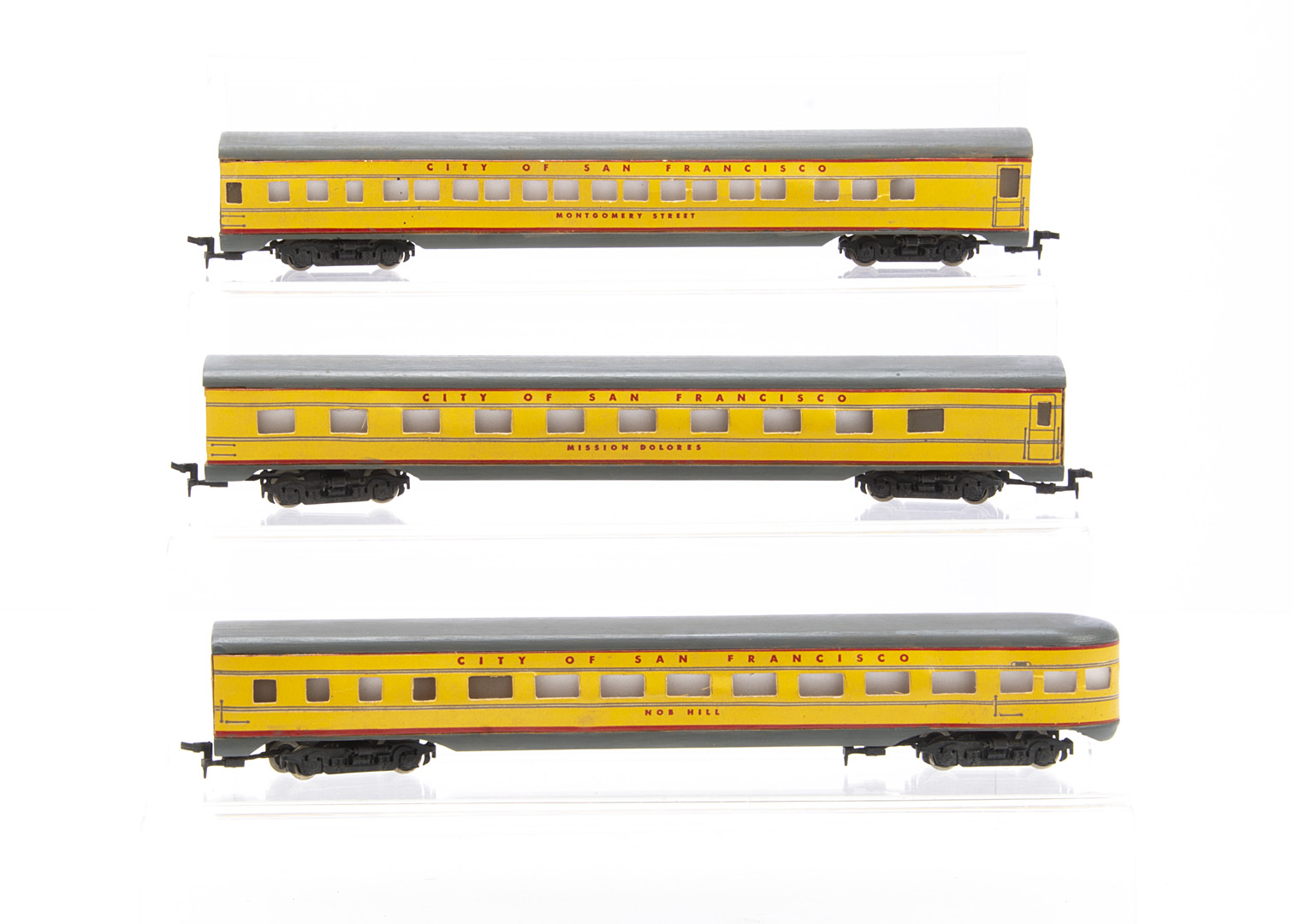 A Rivarossi Wood and Card 3-car American Union Pacific Coaches Proving Set, all in UP yellow with - Image 2 of 2