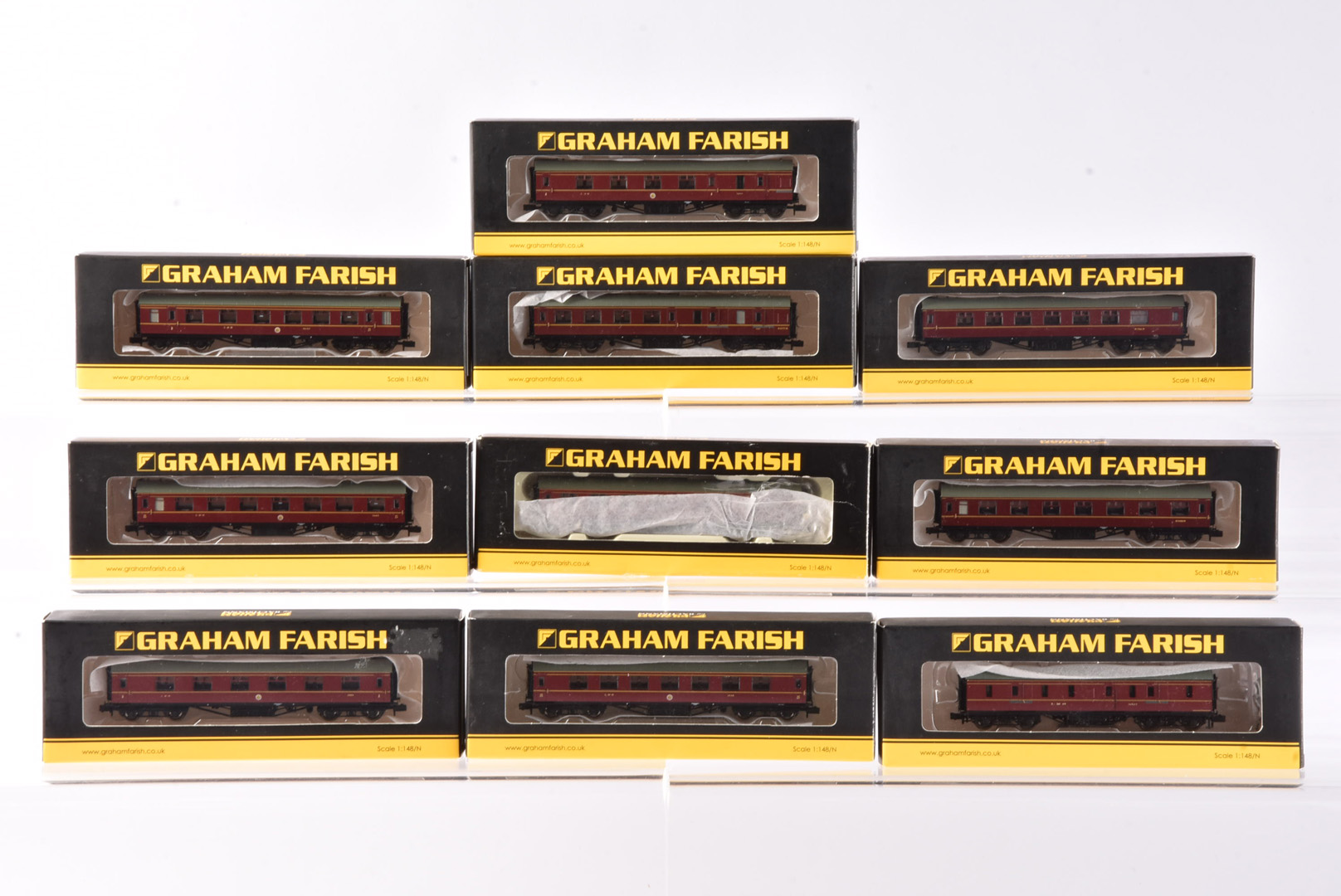 Graham Farish by Bachmann N Gauge BR Maroon Coaching Stock, a boxed rake of ten Stanier coaches,