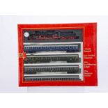 Rivarossi HO Gauge 0309 Middle Distance Steam Passenger Train Pack, comprising DB black Class 39 254