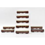 Hornby-Dublo OO Gauge 2-Super Detail BR maroon Suburban and other Passenger Coaches, Suburban,