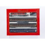 Rivarossi HO Gauge 0417 FS TEN Passenger Train Pack, comprising FS light grey and red twin