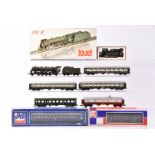 French and Other HO Gauge Locomotives and Coaching Stock, boxed examples Jouef 827455 steam