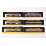 Graham Farish by Bachmann N Gauge Goods Wagons Packs, a cased group all with card sleeves, each