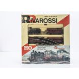 Rivarossi HO Gauge No 31 Passenger Starter Train Set, comprising black 0-4-0 Tank Engine, three