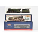 Bachmann OO Gauge BR Class A2 2-6-2 Steam Locomotives and Tenders, 31-552 green 60964 'Durham