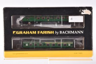 Graham Farish by Bachmann N Gauge Southern Railway EMU, a cased DMU pack with card sleeve, 372-676