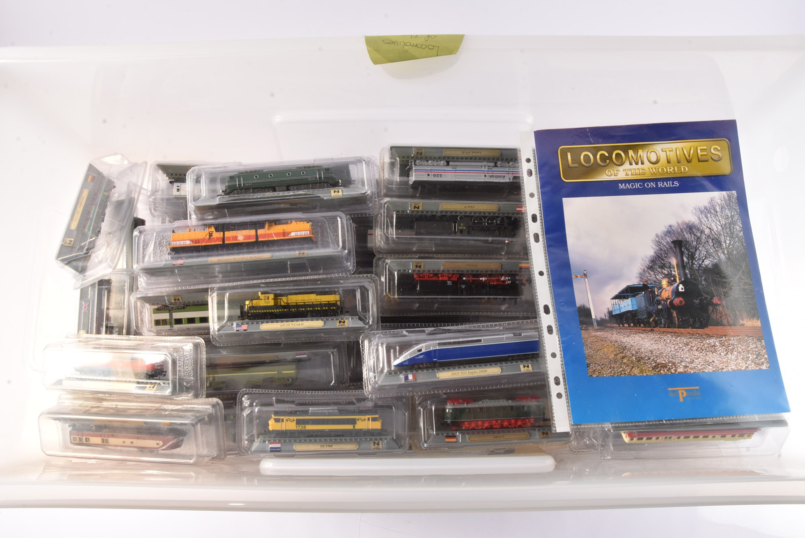 Large collection of Del Prado Locomotives of the World approx N Gauge Static Models, each with