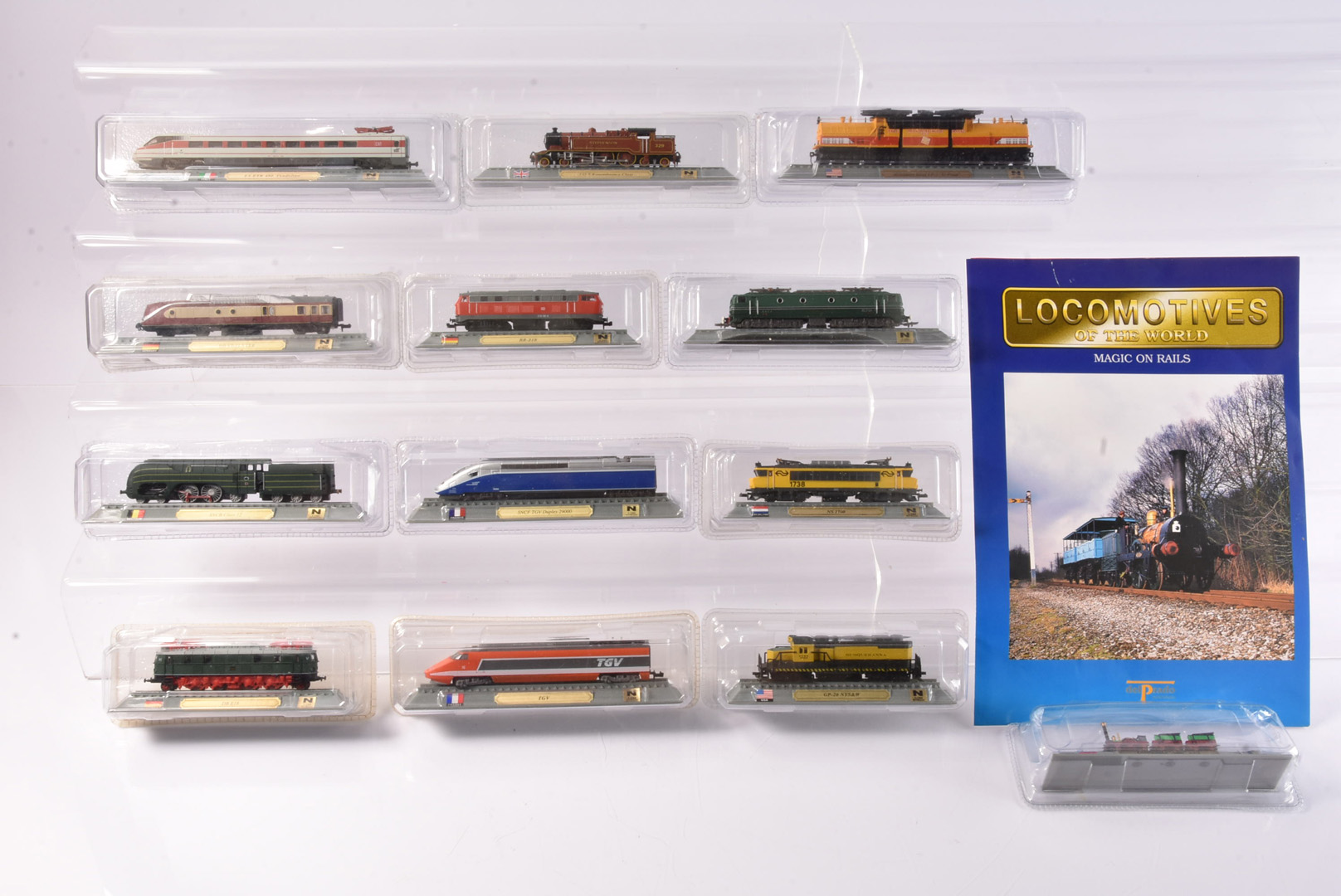 Large collection of Del Prado Locomotives of the World approx N Gauge Static Models, each with - Image 2 of 2