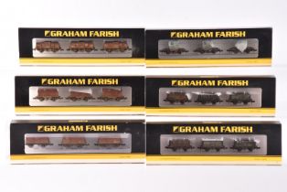 Graham Farish by Bachmann N Gauge Goods Wagons Packs, a cased group all with card sleeves, each