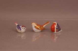 Three Royal Crown Derby Bird paperweights, fine bone china including a Robin (3)