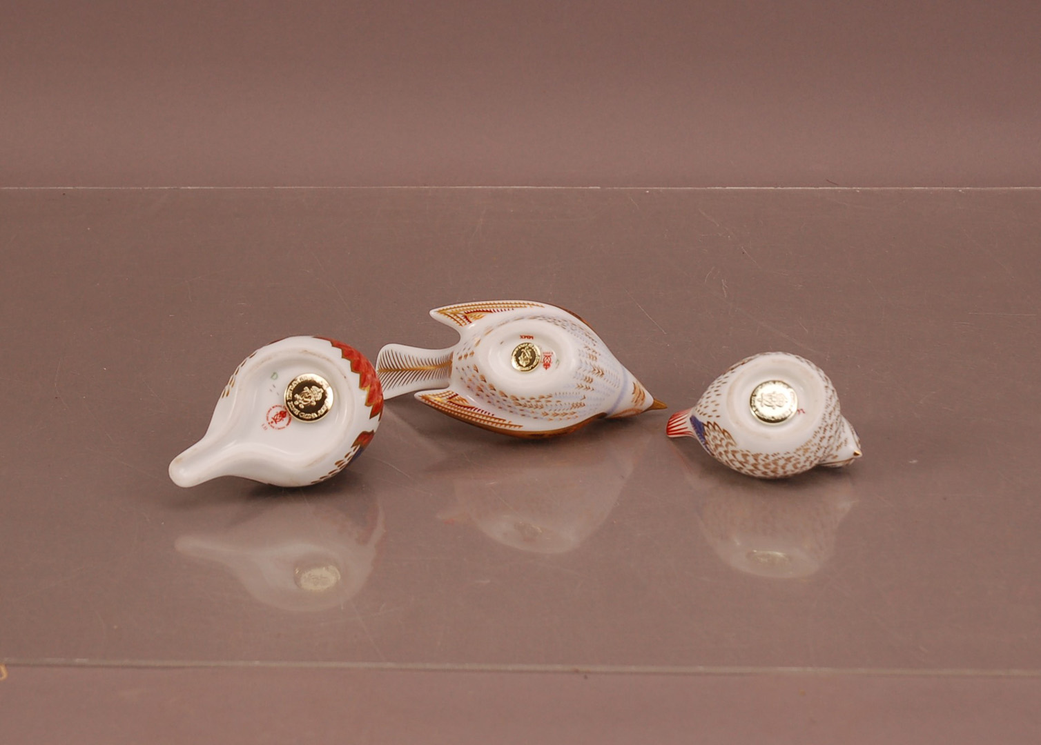 Three Royal Crown Derby Bird paperweights, fine bone china including a Robin (3) - Image 2 of 2