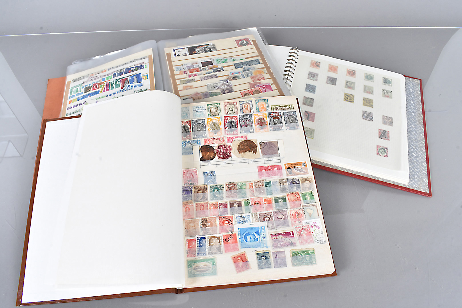 Victorian and later British and World stamps, including Penny Reds, 2d Blues, the Jubilee set,