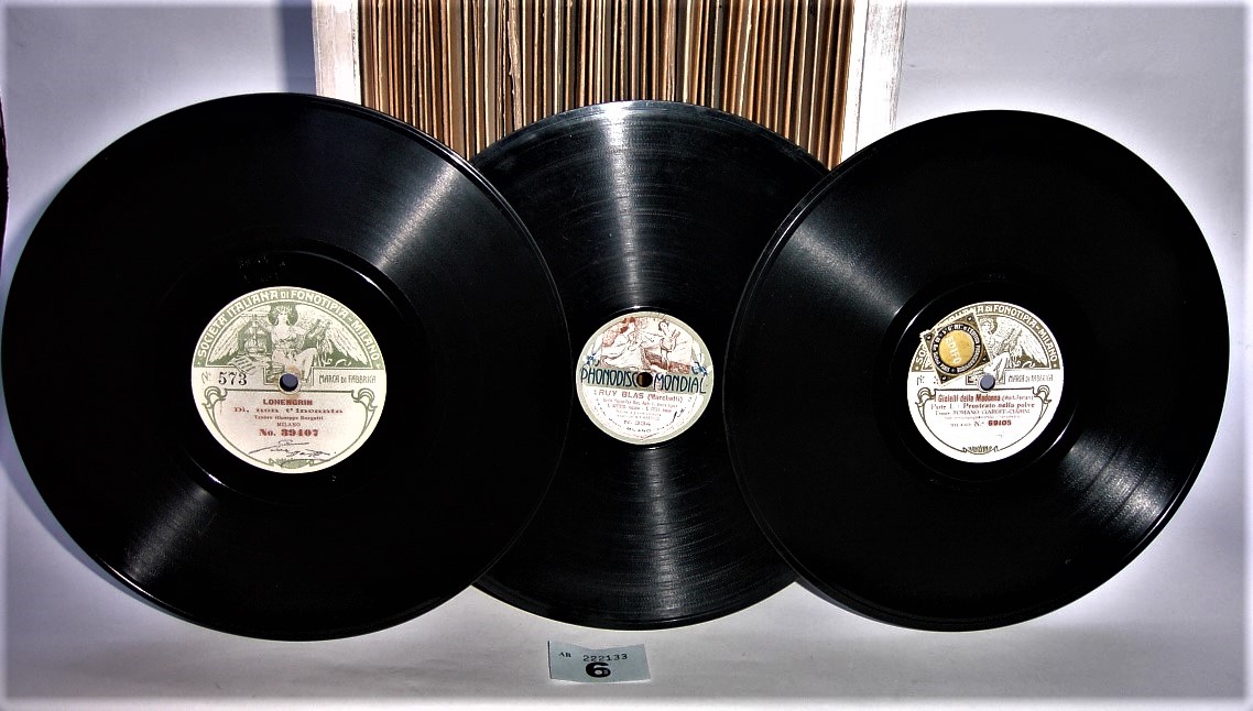Fourteen 10¾-inch vocal records, by Bonini, Borgatti, Bosetti, Bottero, Oskar Braun (2), Cappelli (