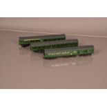 MTK 00 Gauge Kitbuilt BR SR green 3H DMU 3-Car Unit, 1118 Power Car, all second centre coach and