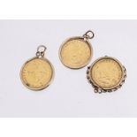 Three 1980s South African 1/10 Krugerrand gold coins, each in a 9ct gold pendant mount, 11.5g (3)