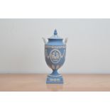 A 20th century Wedgwood 'Royal Wedding' commemorative twin handled lidded urn, no. 45 of 50, blue