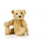 A Steiff limited edition British Collector's 1906 Replica Teddy Bear, 1046 of 3000, in original