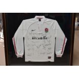 England Rugby Shirt, a f/g autographed replica England rugby shirt (sponsor BTcellnet) with twenty