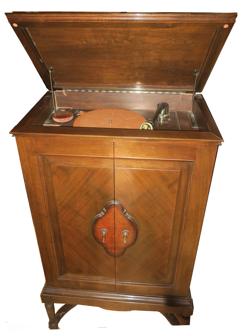 Phonograph accessories, Two USA advertising record pads; an Edison gear change lever; five Edison - Bild 2 aus 3