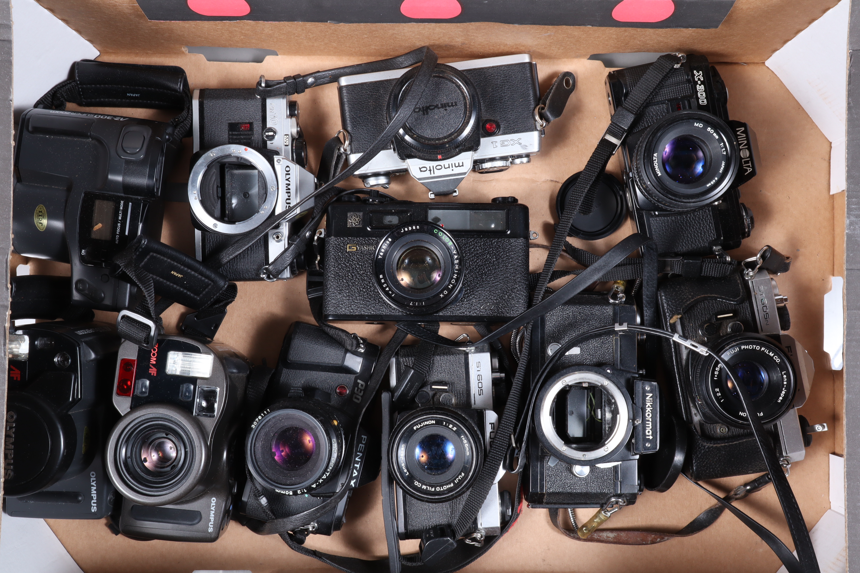 A Tray of 35mm Cameras, including a Yashica GT, a Fujica ST 605n & ST 605, a Minolta X-300, a Pentax