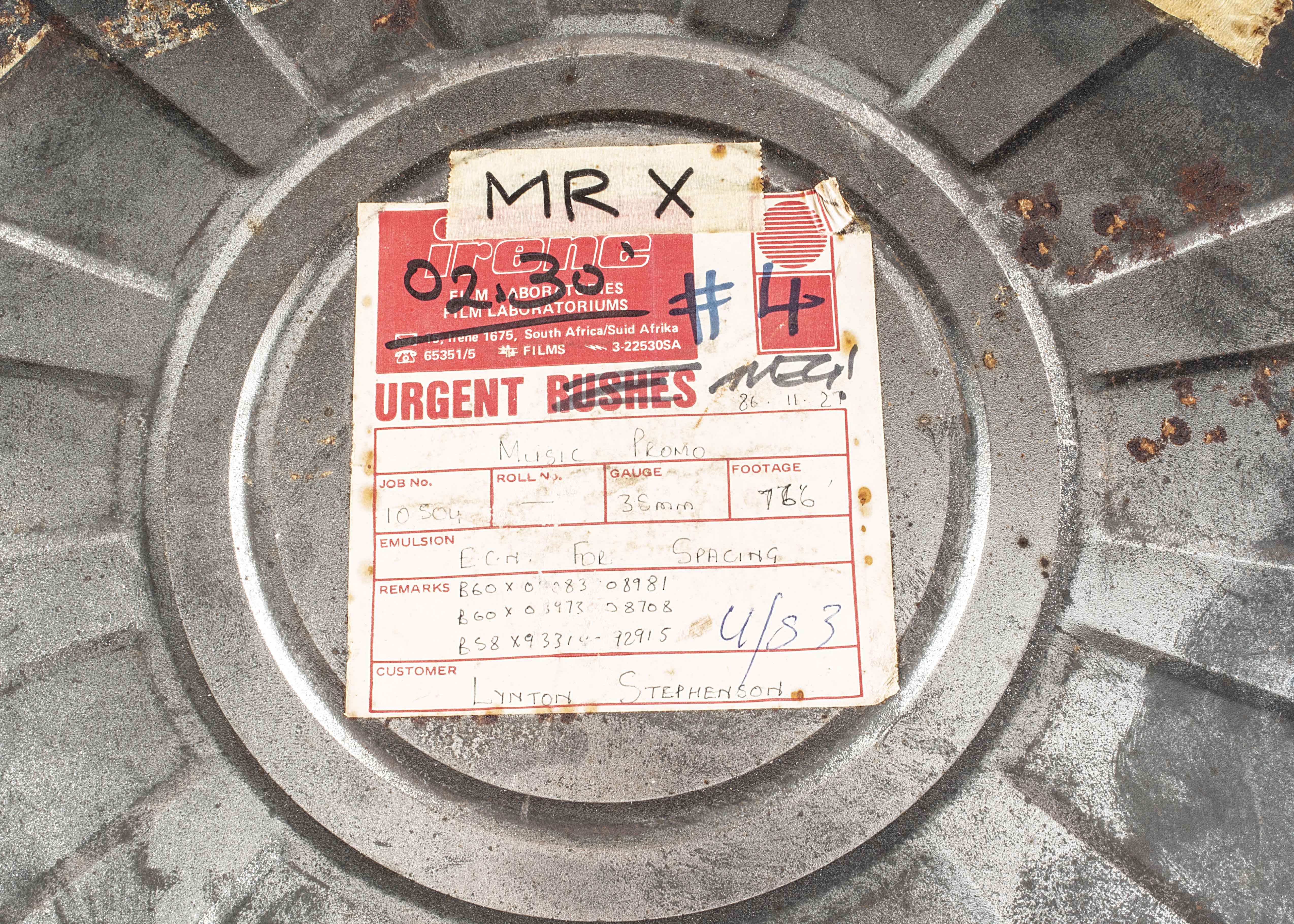 Film Reel / Lynton Stephenson, a 35mm film reel with the label on tin indicating 'Music Promo' - - Bild 2 aus 2