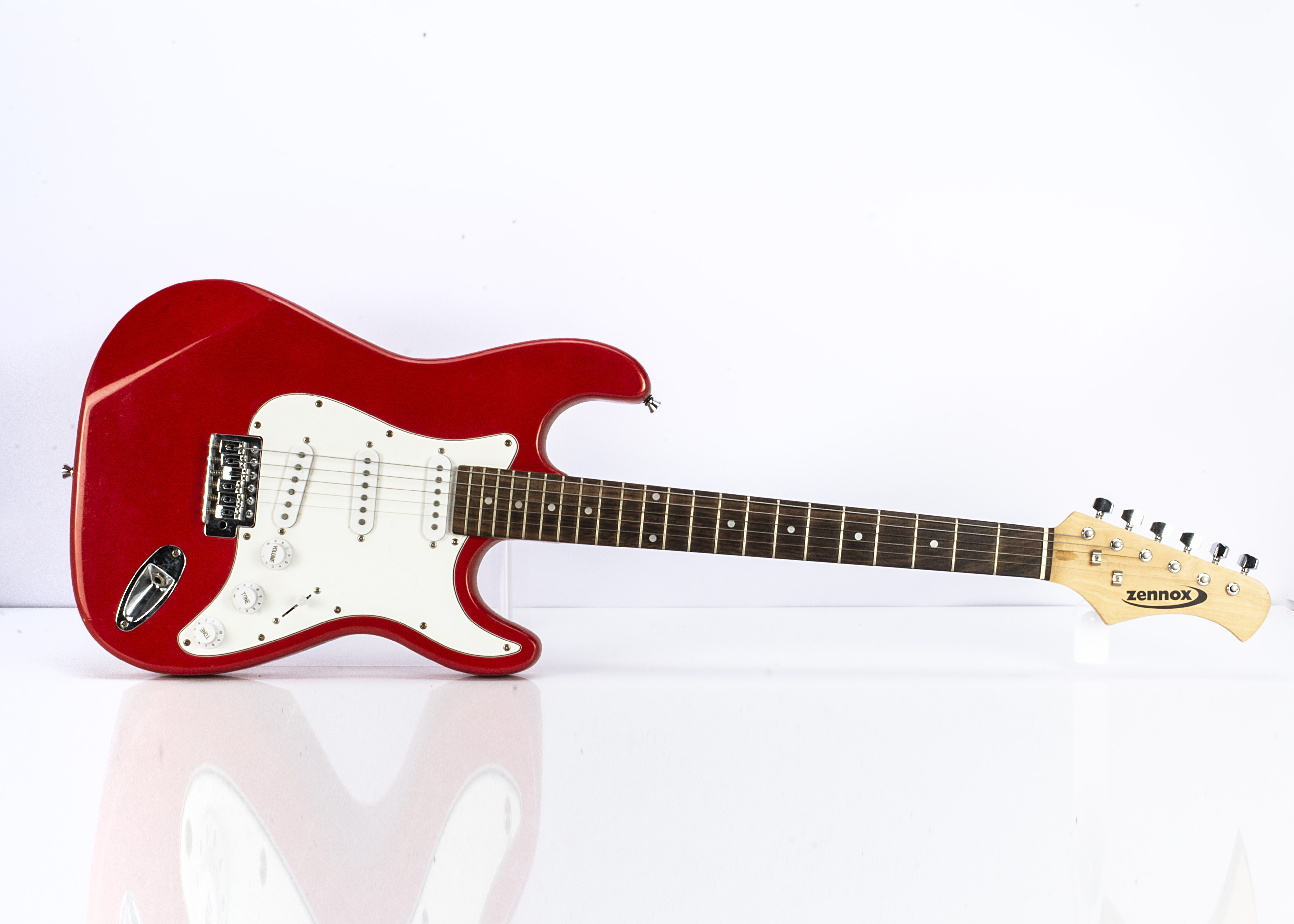 Electric Guitars, two guitars comprising a Rockwood by Hohner model LX 90L with tremolo arm together - Image 8 of 8