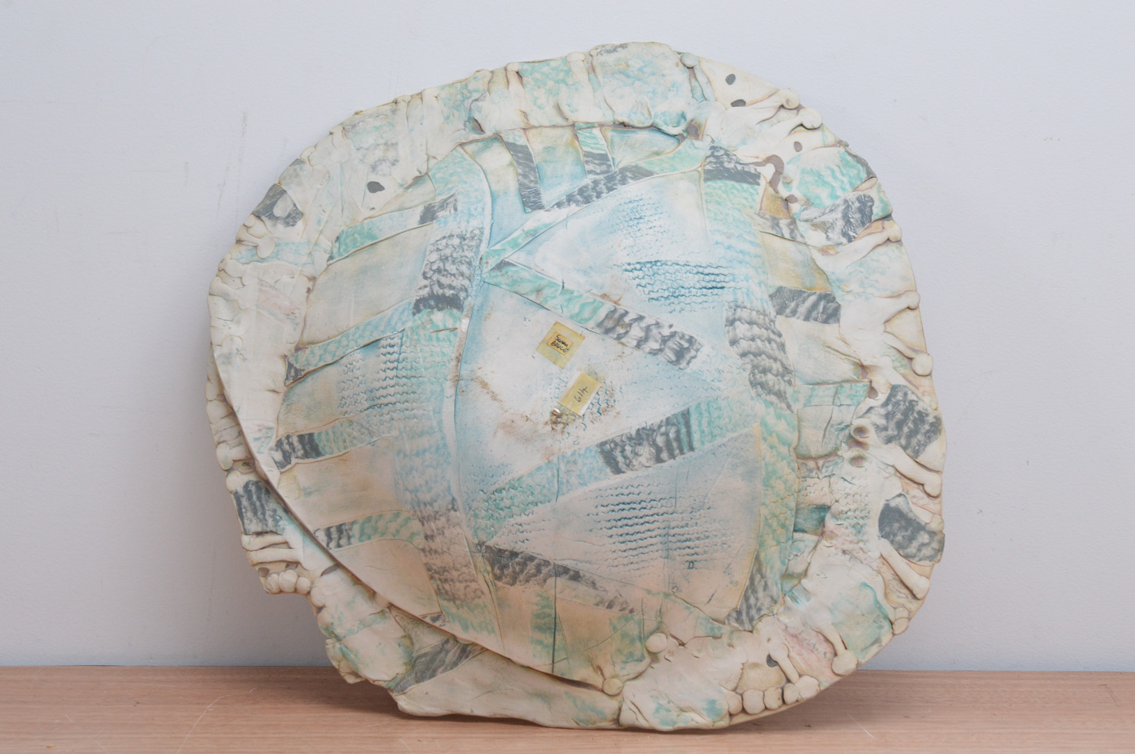 Susan Bruce (British 20th/21st century), a large and impressive dish/charger, formed of layers of - Image 3 of 4