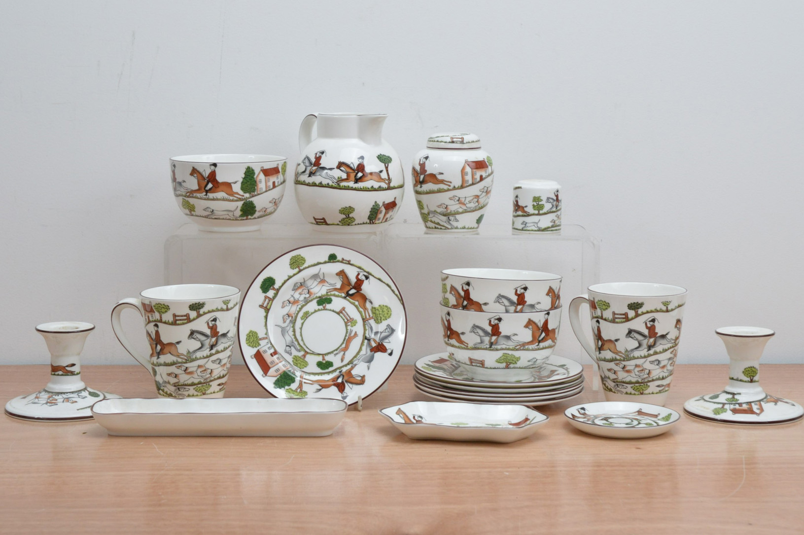 A collection of Coalport bone china items from the 'Hunting Scene' collection, comprising three