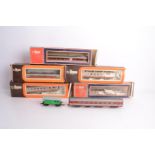 Lima H0 Gauge Locomotive and coaches some in original boxes Lima 8047 Electric Locomotive CC 21001