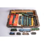 Tri-ang Hornby Lima Mainline and other 00 Gauge Locomotives Tri-ang, R351 BR green Electric