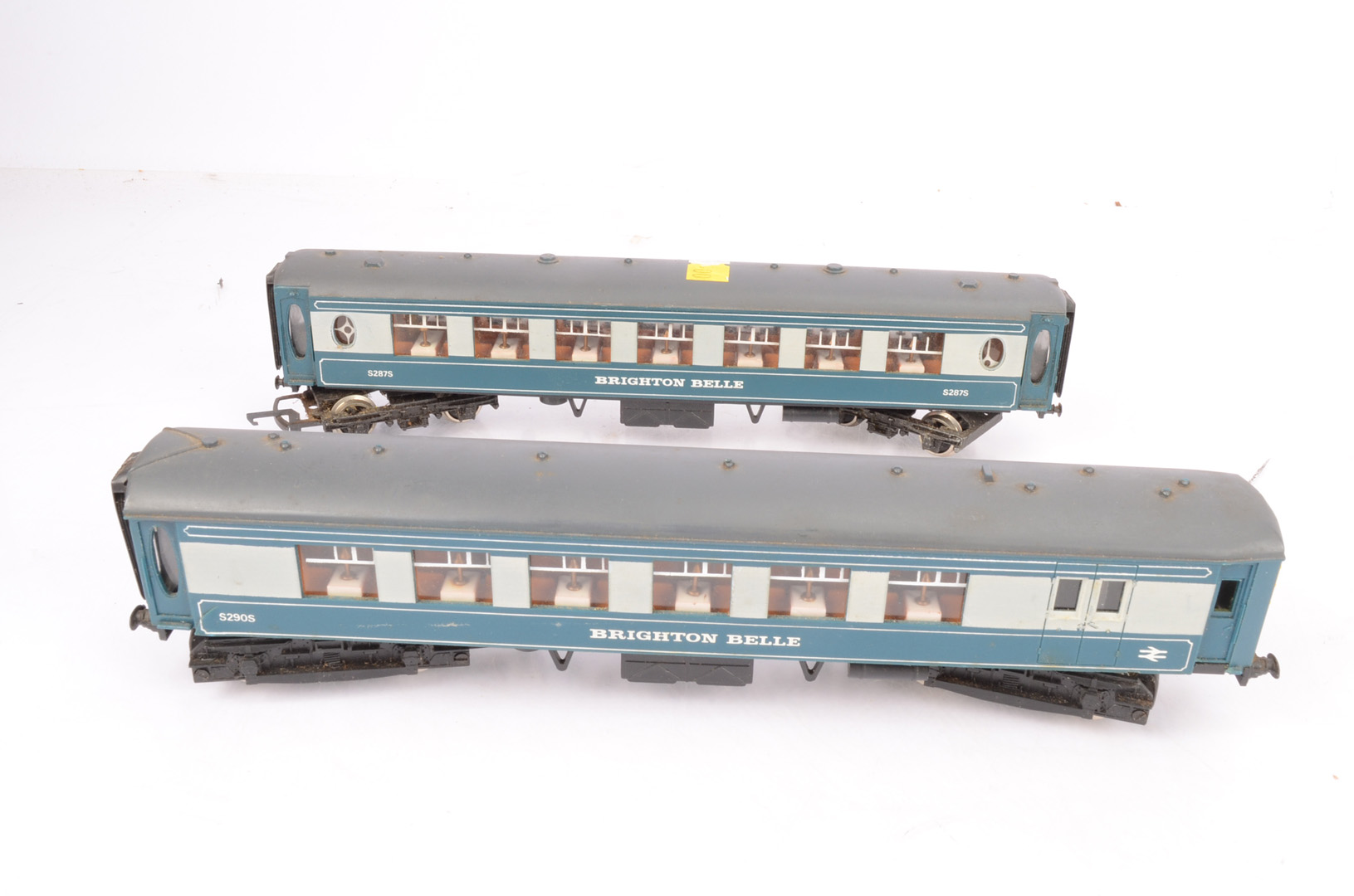 Wrenn 00 Gauge Brighton Belle BR blue grey Motor Driving Coach and Centre Car, Driving coach 3052