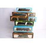 Mainline Airfix Replica 00 Gauge Steam and Diesel boxed Locomotives, Mainline 37093 Steam Locomotive