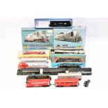 American HO gauge Athearn Bachmann diesel Locomotives, Athearn Santa Fe diesel Locomotive and centre