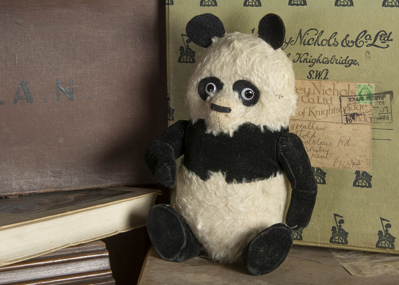 The Susan Collard Collection - Antique and Vintage Teddy Bear Auction