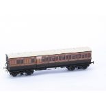 Philip Preston-built resin and plastic kit Finescale 0 Gauge LSWR bogie Passenger Brake 3rd 1176,