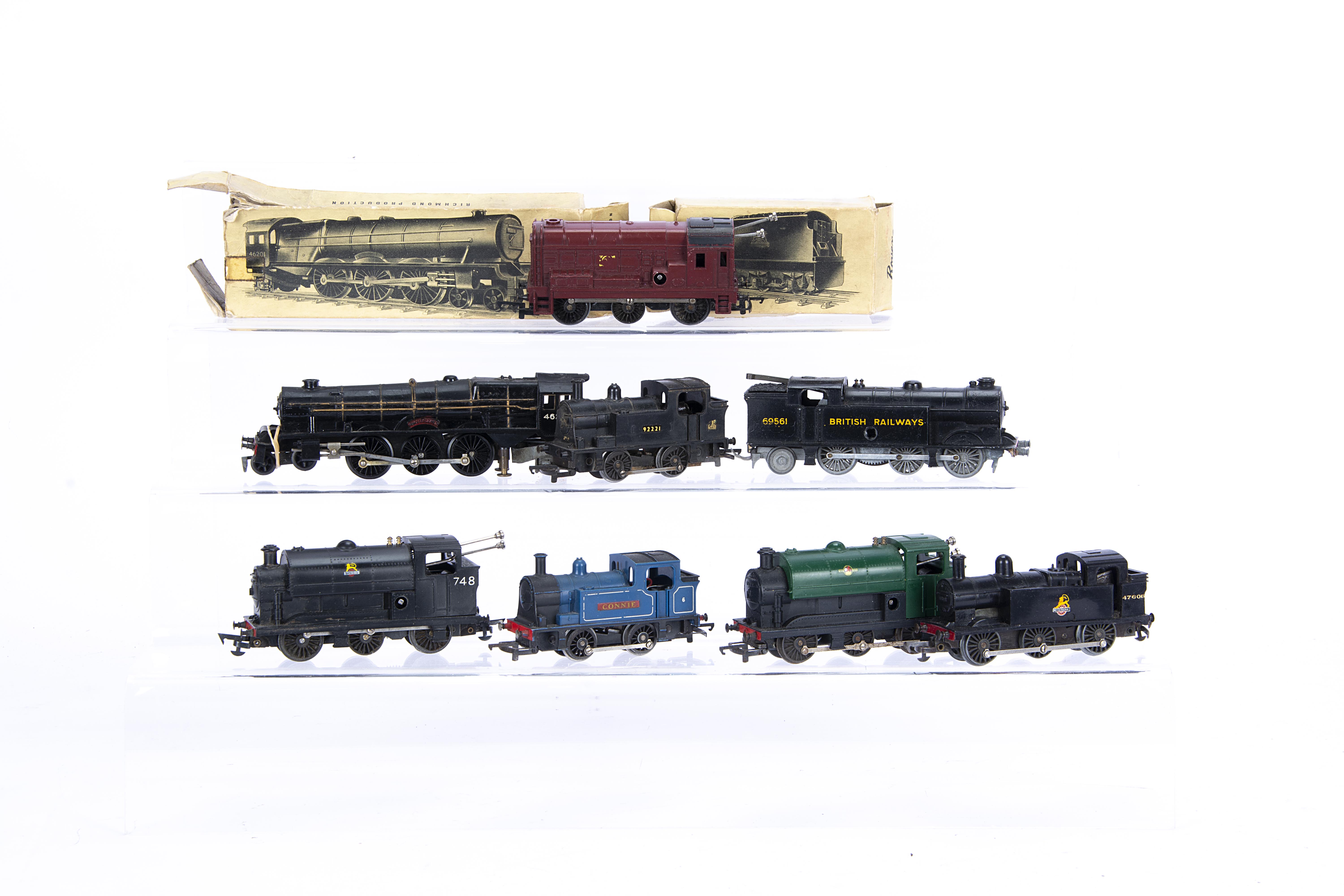 Tri-ang Rovex and Trackmaster Clockwork and Electric 00 Gauge Locomotives, Rovex black with some