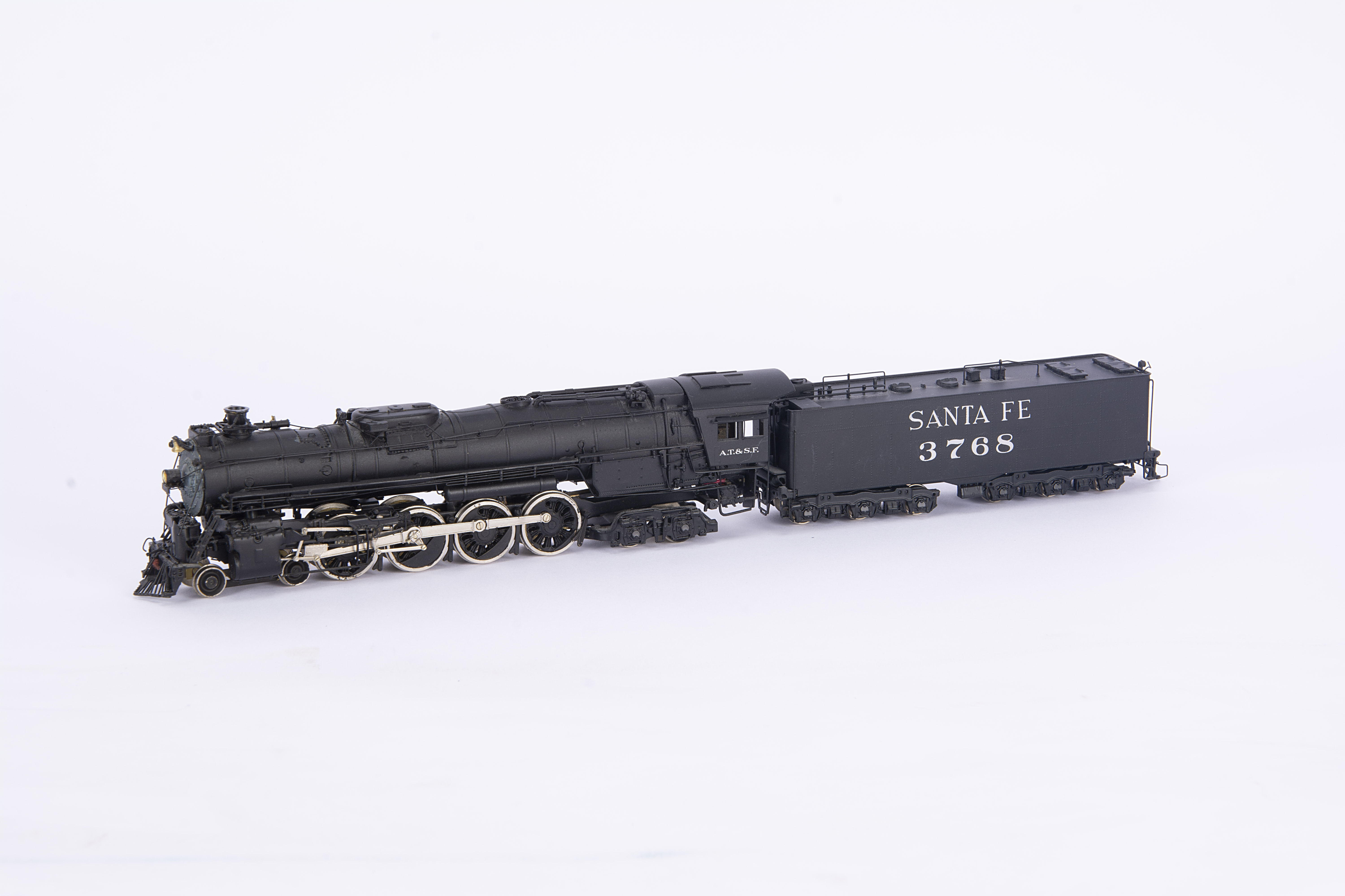 Key Imports H0 Gauge "Classic" 3765 Class Sante Fe 4-8-4 Northern 3768, Samhongsa, Korea, custom