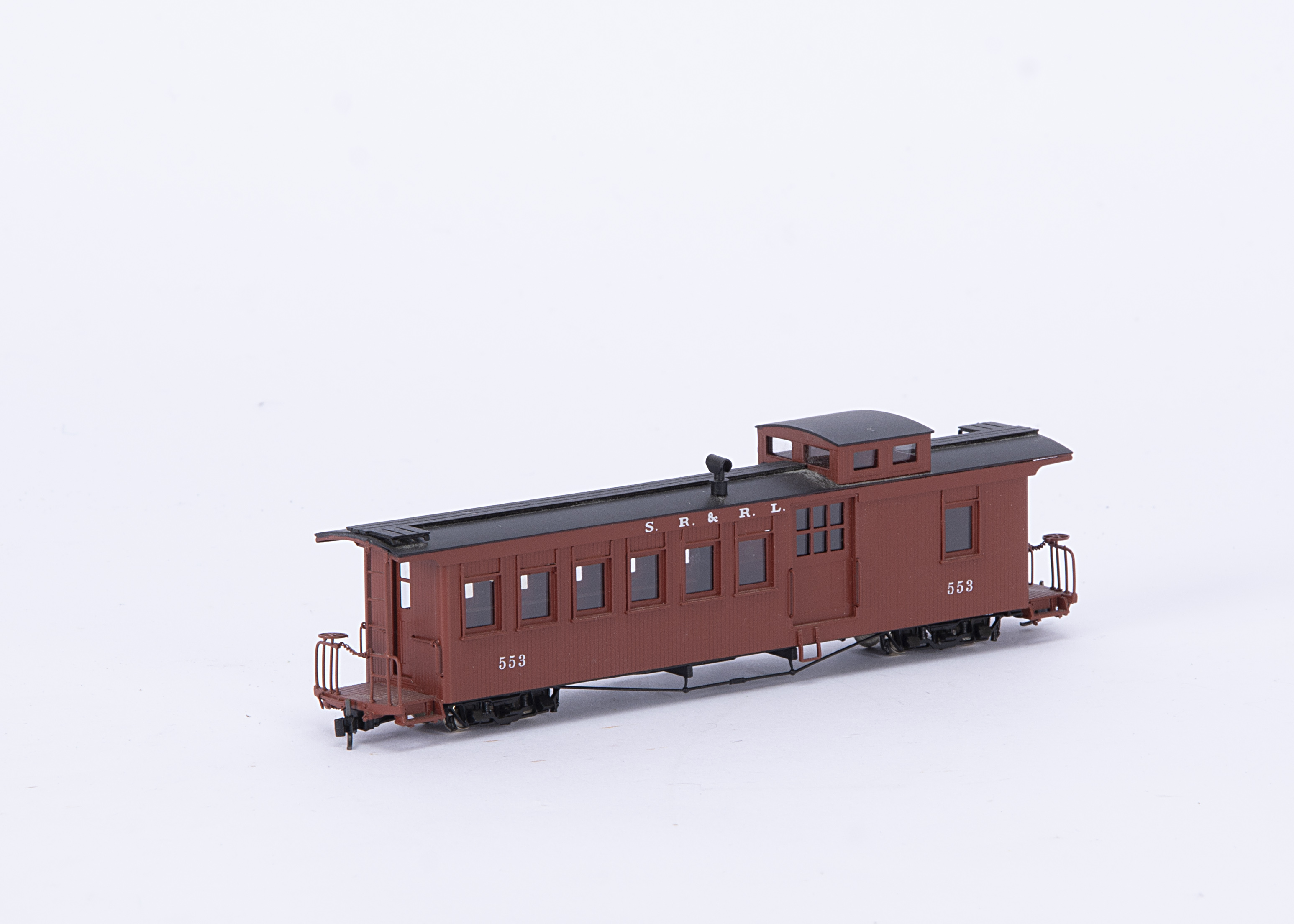 The Car Works H0 Gauge Sandy River & Rangeley Lakes (SR &RL) Caboose #553, Korea, factory painted in