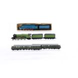 Trix 00 Gauge unboxed 1180 LNER green 'Flying Scotsman' Locomotive and two Tenders and other