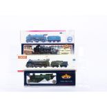 Hornby and Bachmann 00 Gauge Southern Railway green Steam Locomotives and Tenders, Hornby, R2827