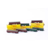 Tri-ang TT Gauge BR red and green Suburban Coaches, various red T80 and T81 (27, three boxed), green