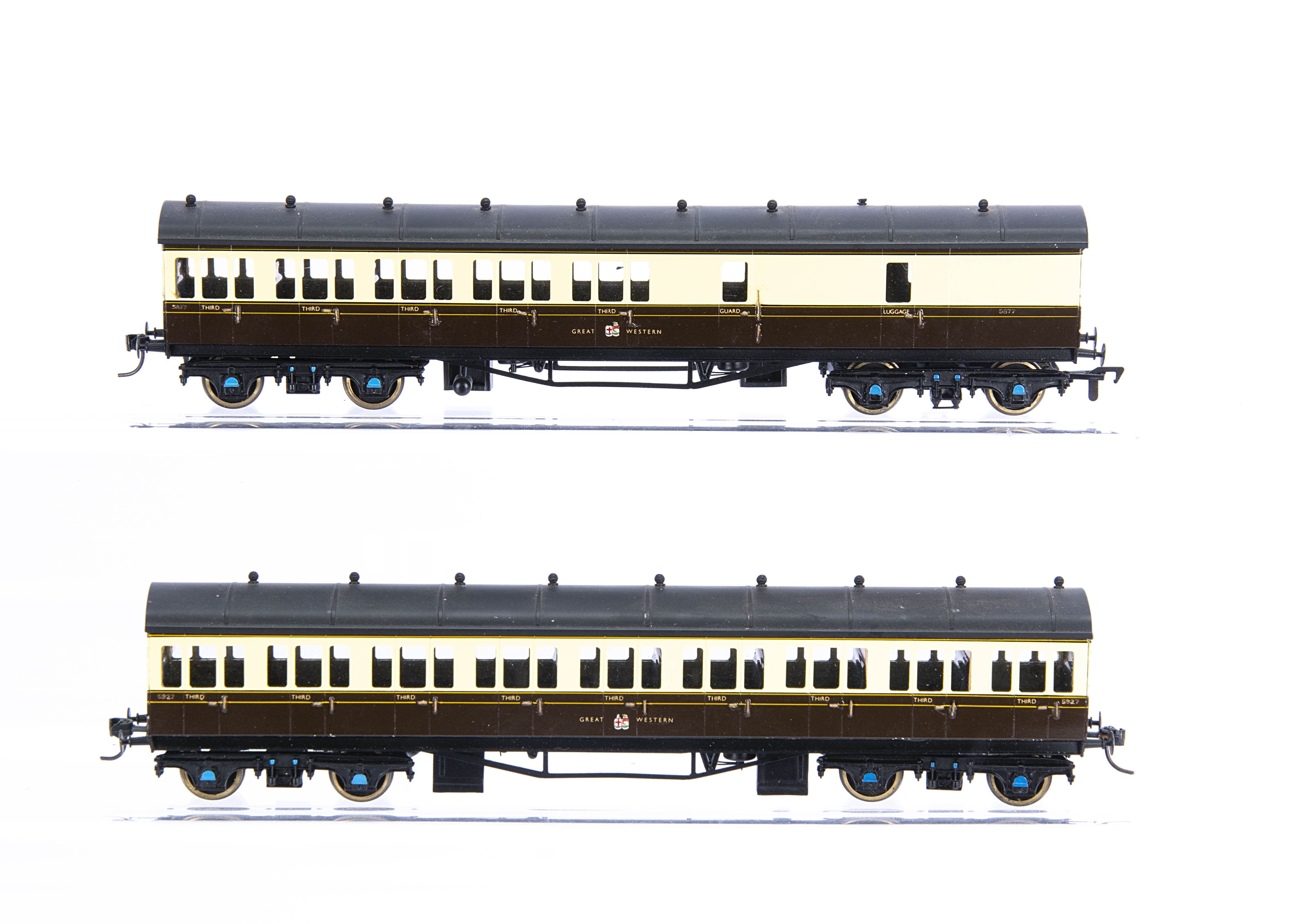 Lawrence and Goddard 00 Gauge GWR chocolate and cream Compartment Coaches, 4245 All Third and 6707