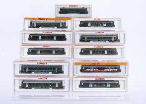 Arnold N Gauge Swiss Coaching Stock, a cased group all SBB in green livery, 3704, 3703, 3703 CH,