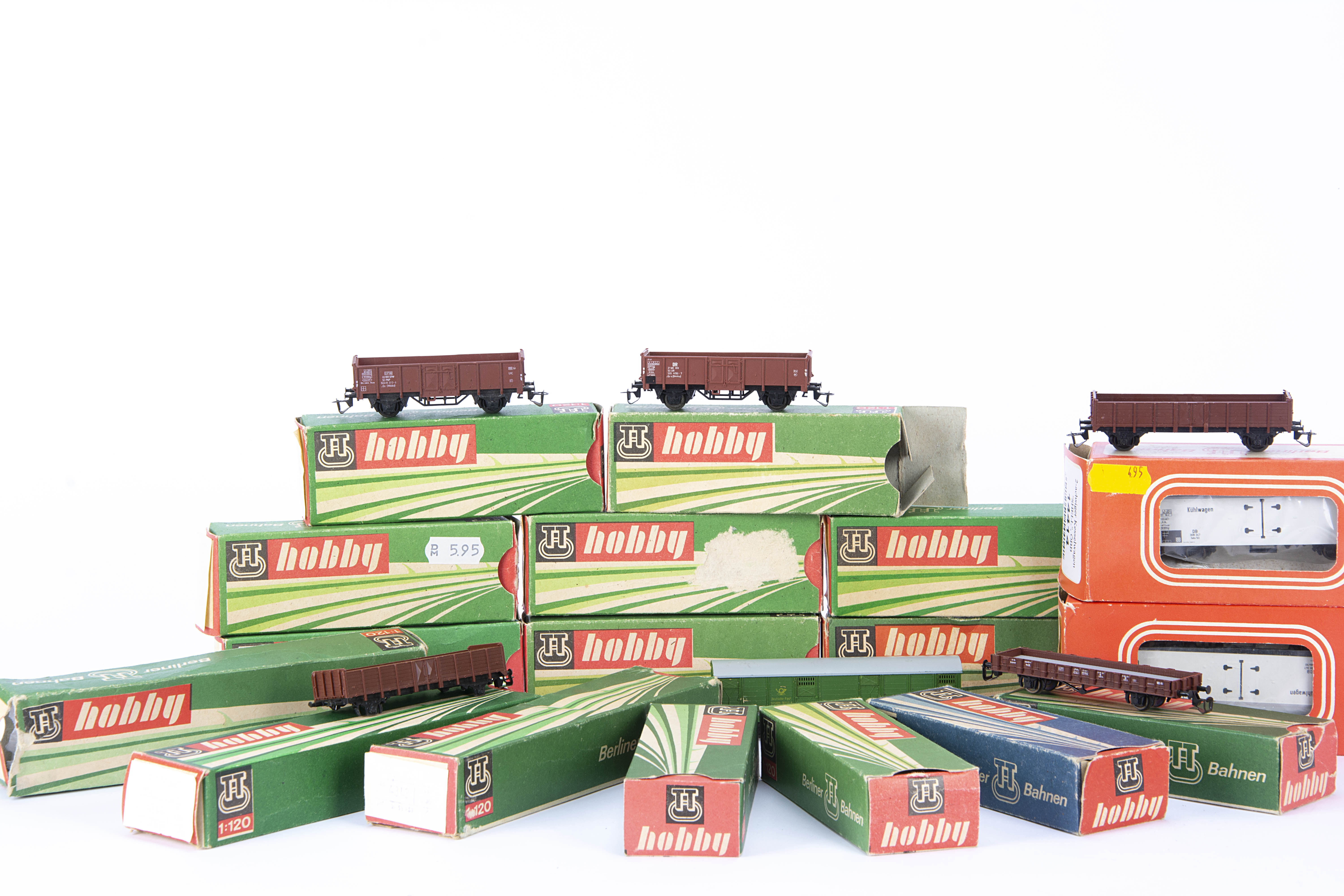 Berliner Bahnen TT Hobby Gauge Goods Rolling Stock, including various Refigerator wagons, Inter