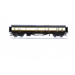 Lawrence and Goddard 00 Gauge GWR chocolate and cream Full Parcels/luggage Coach, 1169, E