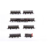 Kitbuilt 00 Gauge London Underground District Railway Steam 4-wheel Passenger Stock, comprising