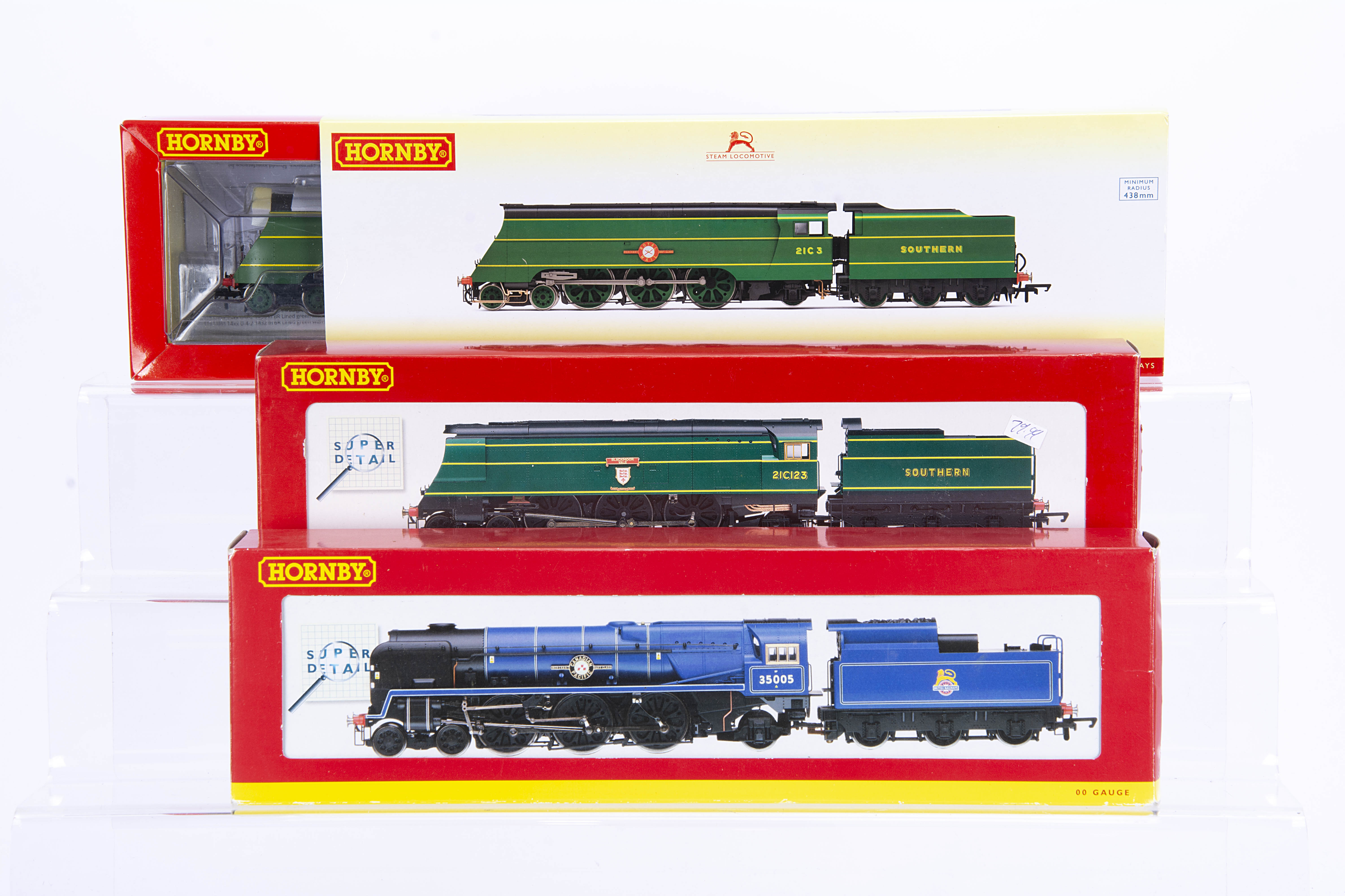 Hornby 00 Gauge BR and SR Steam Locomotives and Tenders, R2219 malachite green West Country class