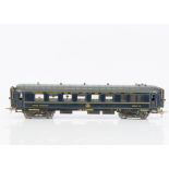 A Finescale 0 Gauge Continental 17" Wagons-Lits Dining Car by Elettren, of an uncommon earlier